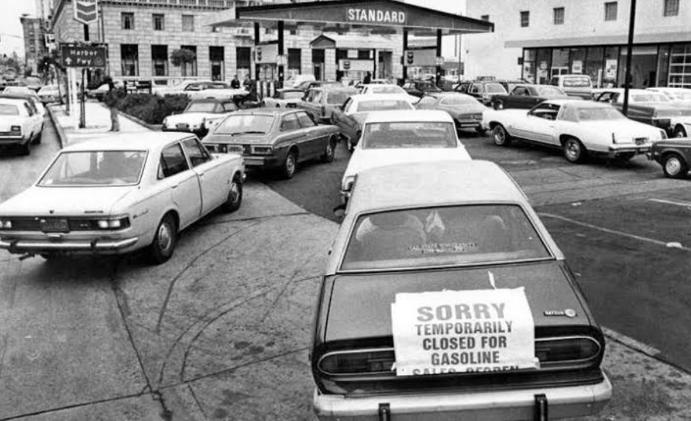 Chuck's original full-service 76 auto repair shop in Burbank