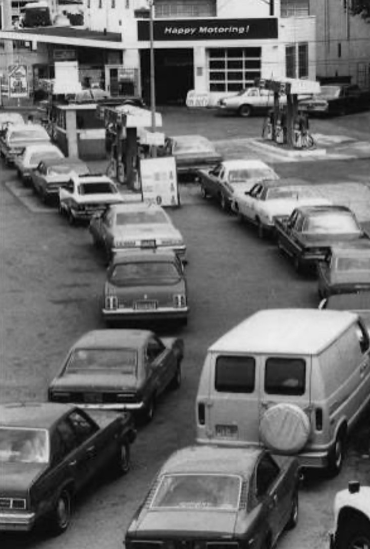The service bays at Chuck's 76 station in the early years